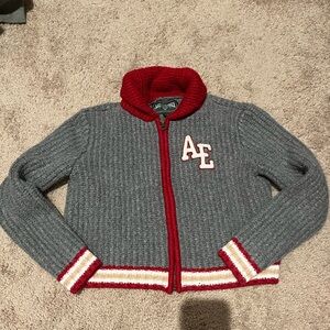 American Eagle Outfitters Red and Gray Knit Sweater